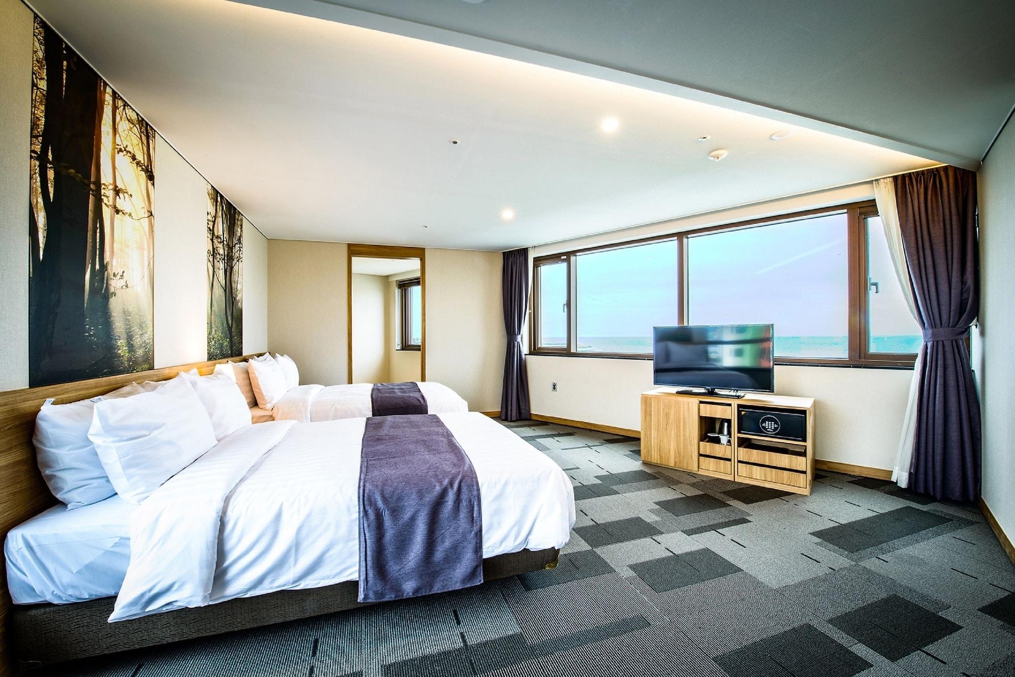 Utop Ubless Hotel