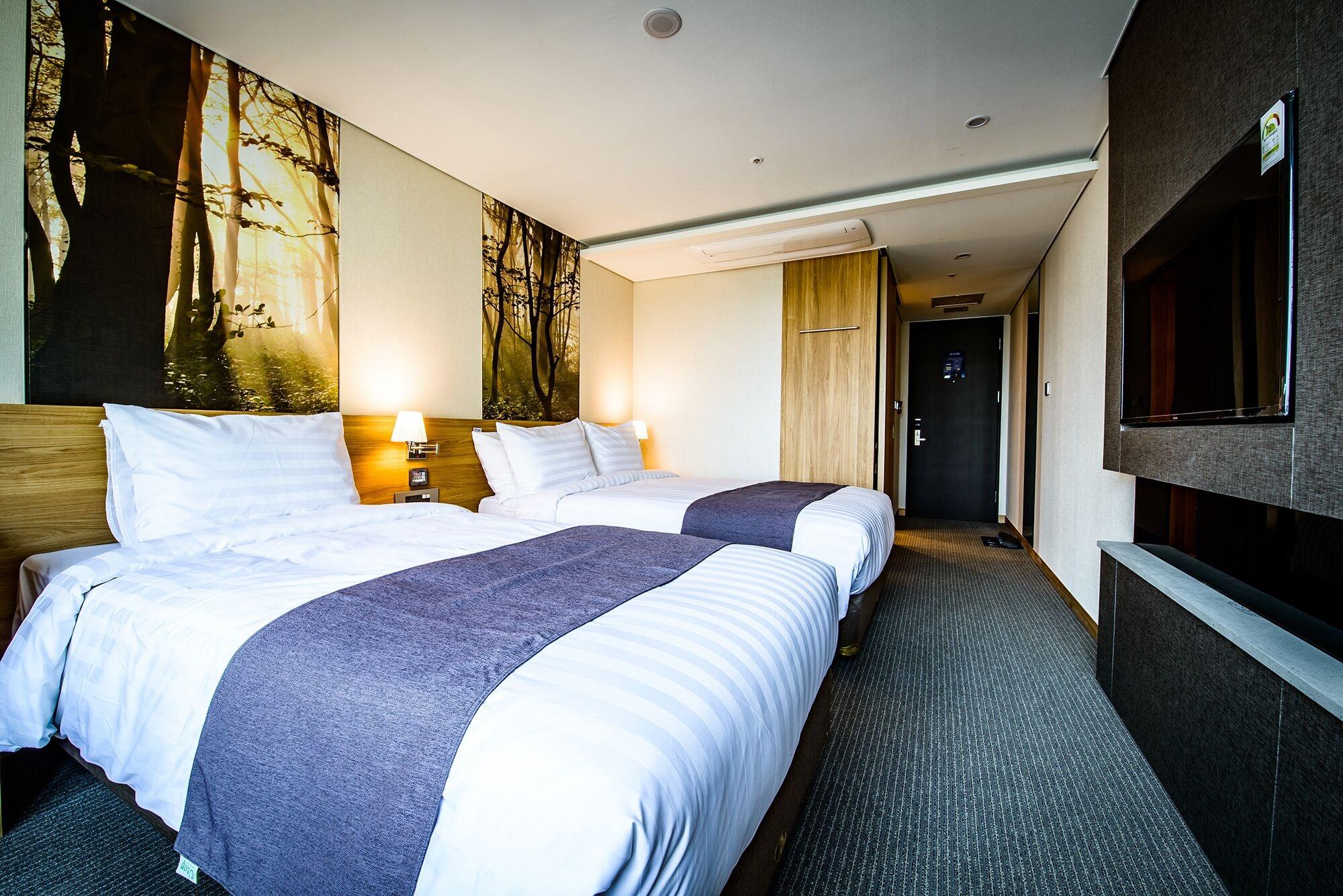 Utop Ubless Hotel