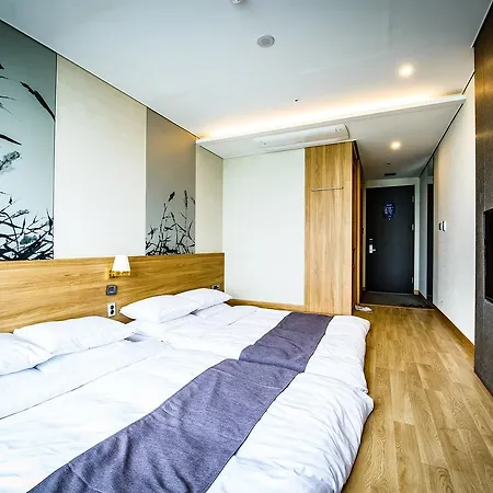 Utop Ubless Hotel Jeju Exterior photo