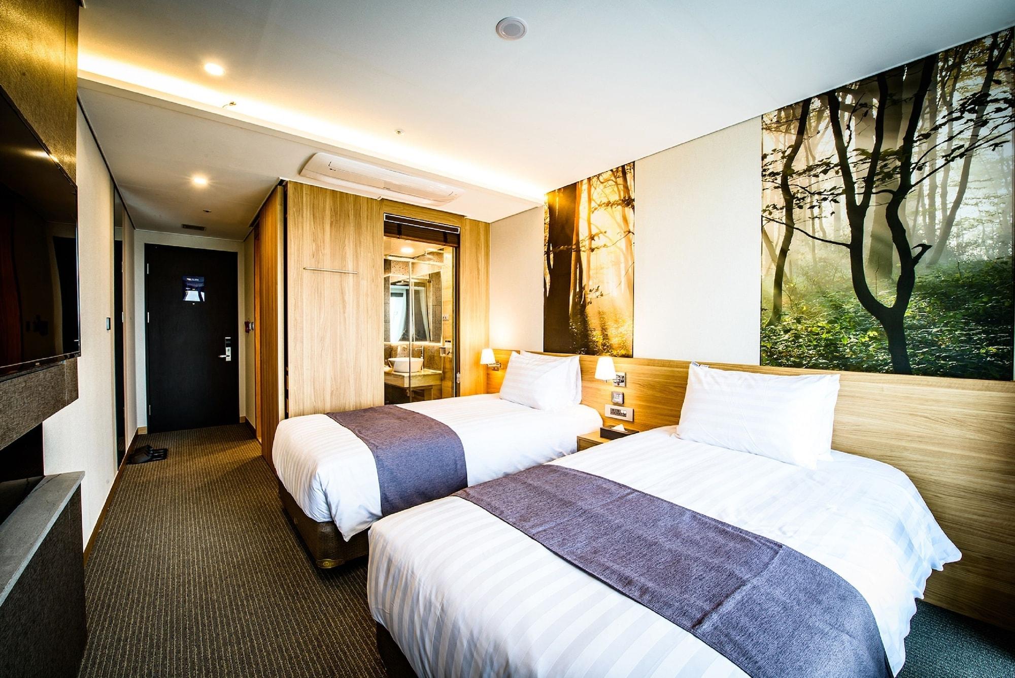 Utop Ubless 4* Jeju