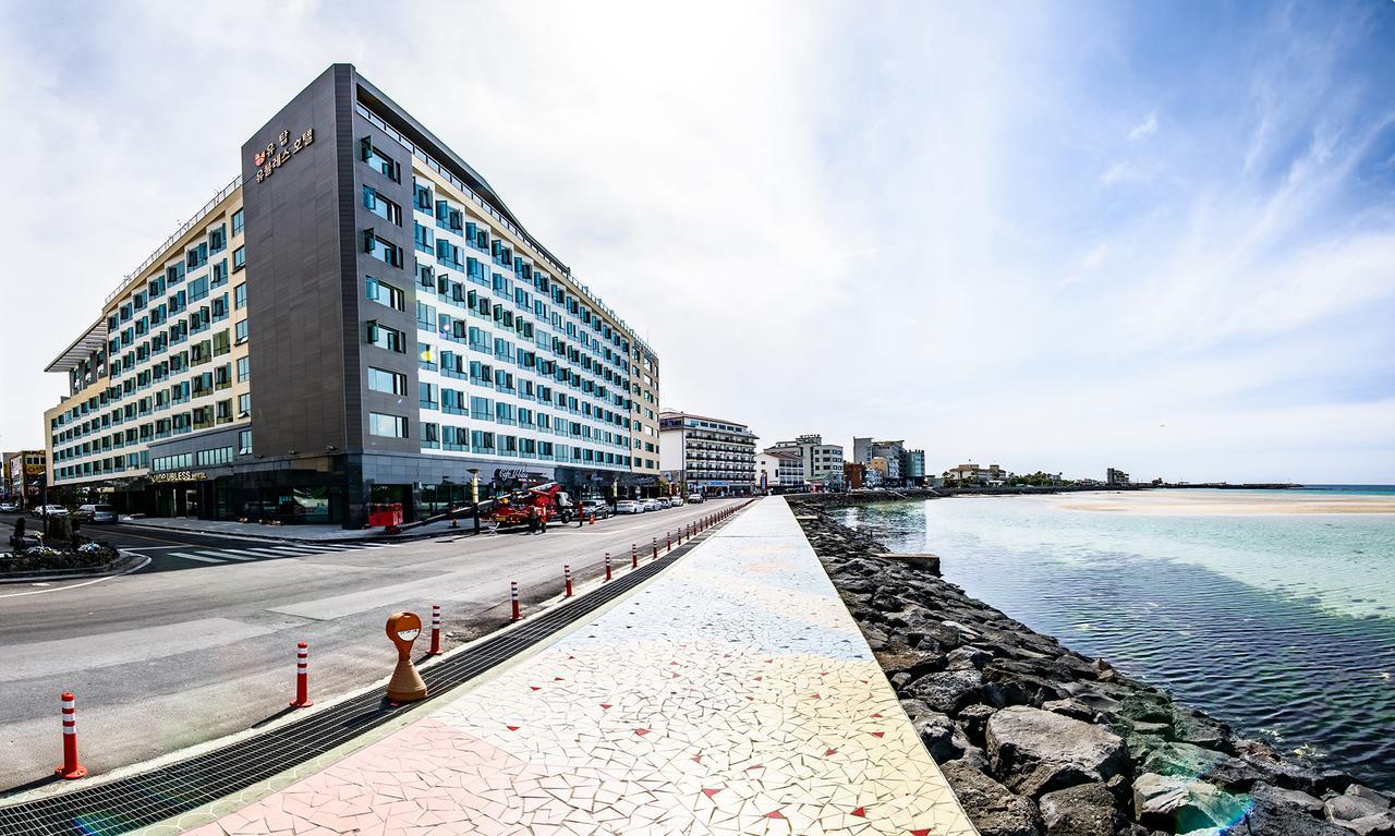 Utop Ubless 4* Jeju